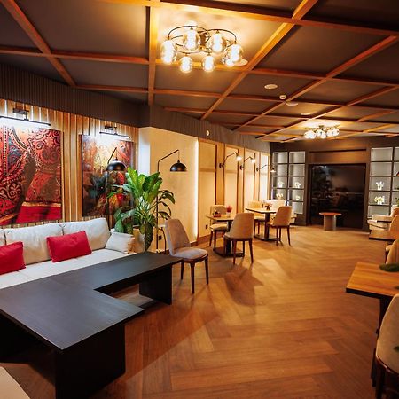 Aurum Garden Hotel Șîmkent Exterior foto