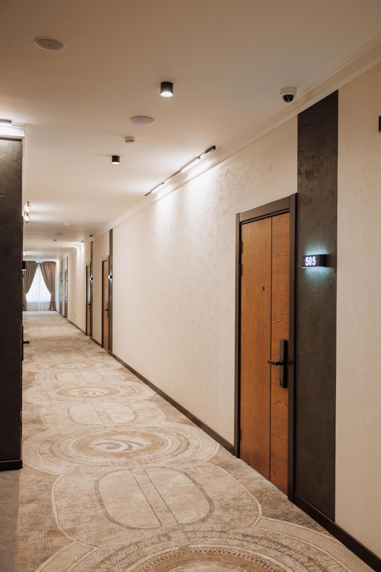 Aurum Garden Hotel Șîmkent Exterior foto