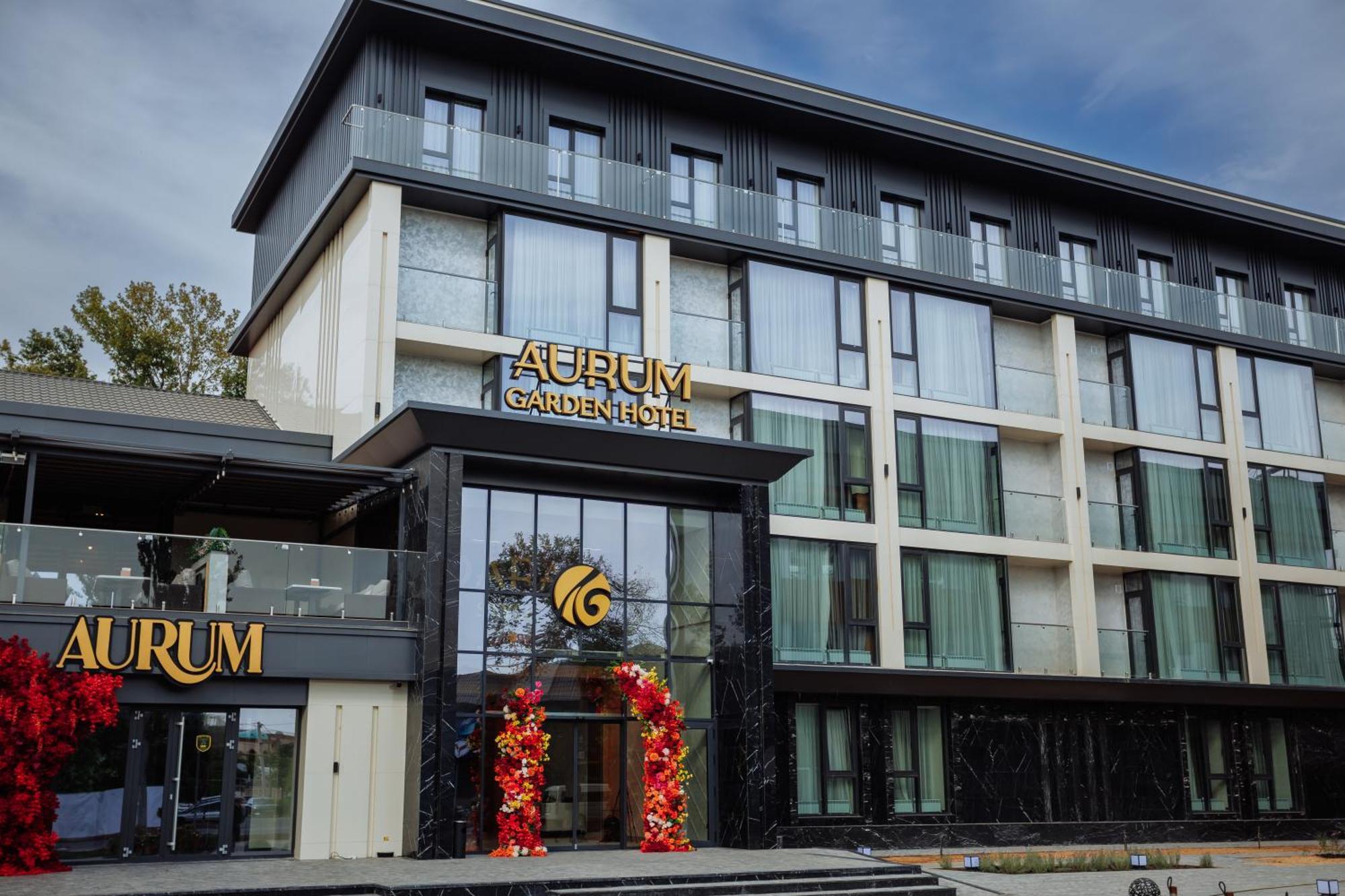 Aurum Garden Hotel Șîmkent Exterior foto